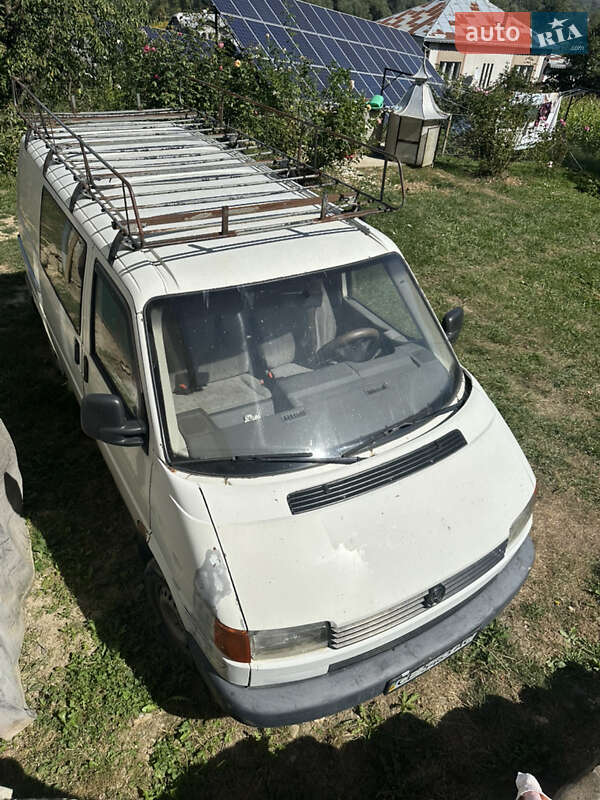 Минивэн Volkswagen Transporter 2001 в Черновцах