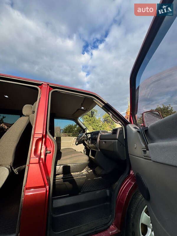 Минивэн Volkswagen Transporter 2001 в Кролевце