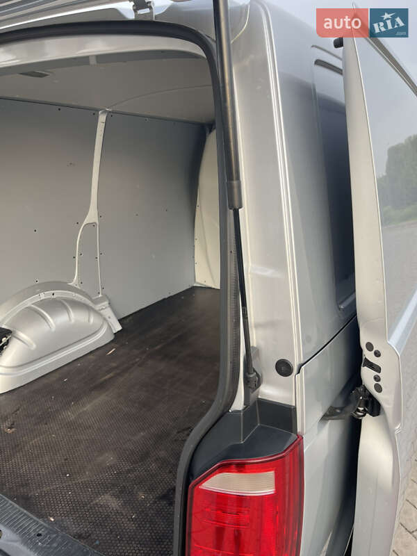 Грузовой фургон Volkswagen Transporter 2019 в Львове