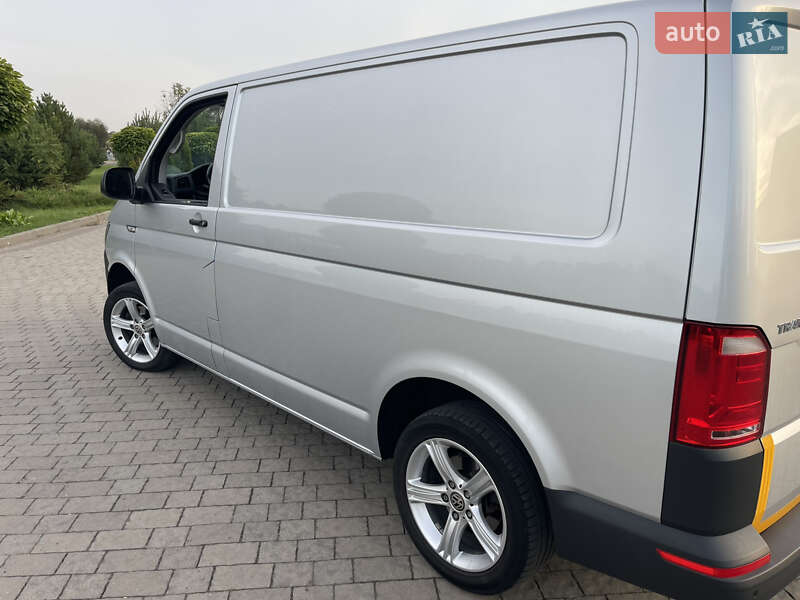 Грузовой фургон Volkswagen Transporter 2019 в Львове
