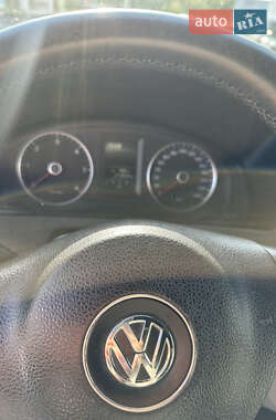 Мінівен Volkswagen Transporter 2012 в 
