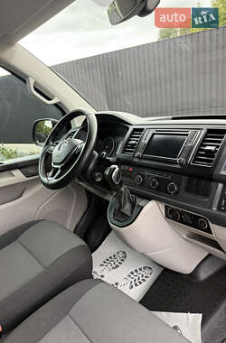 Минивэн Volkswagen Transporter 2019 в 