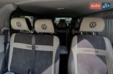 Минивэн Volkswagen Transporter 2009 в 