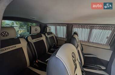 Минивэн Volkswagen Transporter 2009 в 