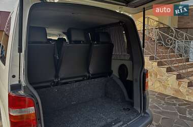 Минивэн Volkswagen Transporter 2009 в 