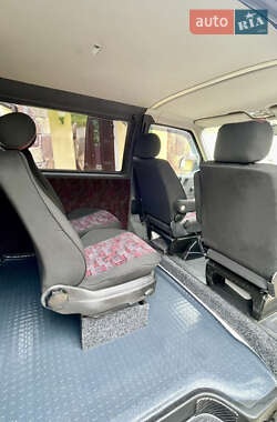 Минивэн Volkswagen Transporter 2002 в 