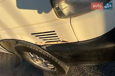 Грузовой фургон Volkswagen Transporter 2000 в 