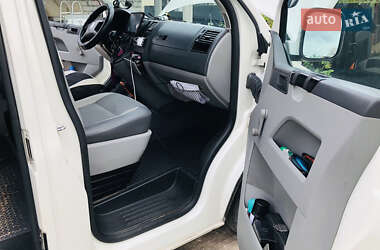 Микроавтобус Volkswagen Transporter 2006 в 