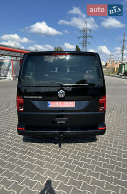Минивэн Volkswagen Transporter 2021 в 