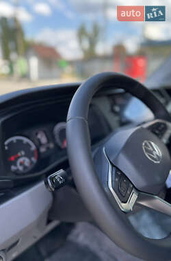 Минивэн Volkswagen Transporter 2021 в 