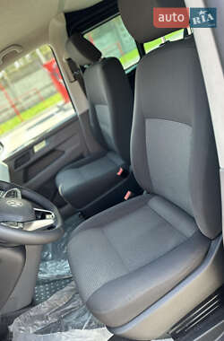 Минивэн Volkswagen Transporter 2021 в 