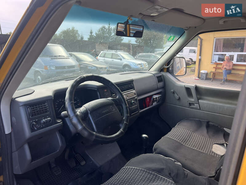 Минивэн Volkswagen Transporter 1996 в Дрогобыче