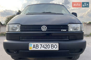 Минивэн Volkswagen Transporter 2000 в 