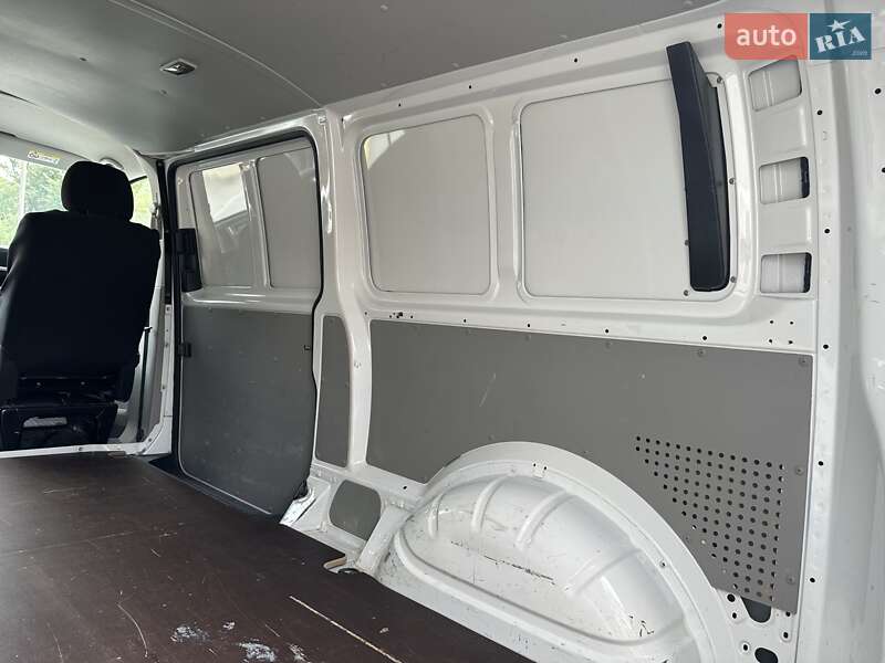 Грузовой фургон Volkswagen Transporter 2019 в Хмельницком