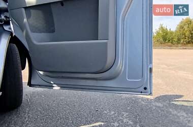 Мінівен Volkswagen Transporter 2014 в  фото 16 Мінівен Volkswagen Transporter 2014 в