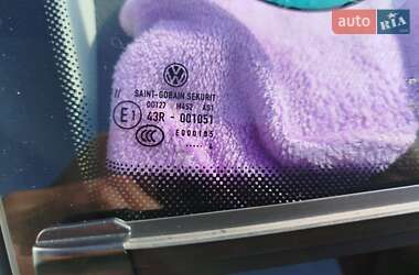 Мінівен Volkswagen Transporter 2014 в  фото 31 Мінівен Volkswagen Transporter 2014 в