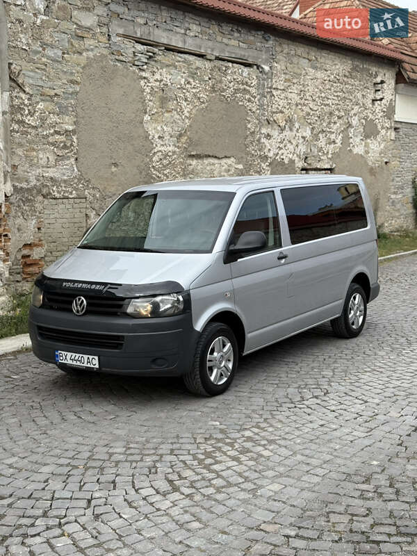 Volkswagen Transporter 2011