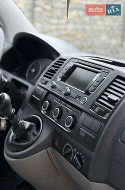 Минивэн Volkswagen Transporter 2011 в 