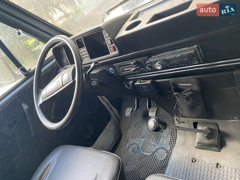 Минивэн Volkswagen Transporter 1987 в Черновцах