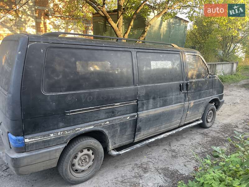 Грузовой фургон Volkswagen Transporter 1992 в 