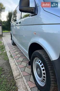 Минивэн Volkswagen Transporter 2009 в 