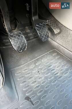 Минивэн Volkswagen Transporter 2009 в 