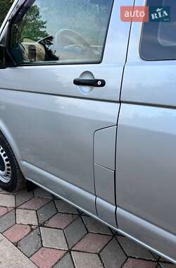 Минивэн Volkswagen Transporter 2009 в 