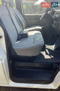 Минивэн Volkswagen Transporter 2003 в 