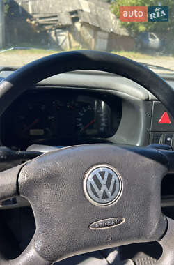 Минивэн Volkswagen Transporter 2003 в 
