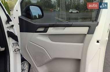 Минивэн Volkswagen Transporter 2016 в 