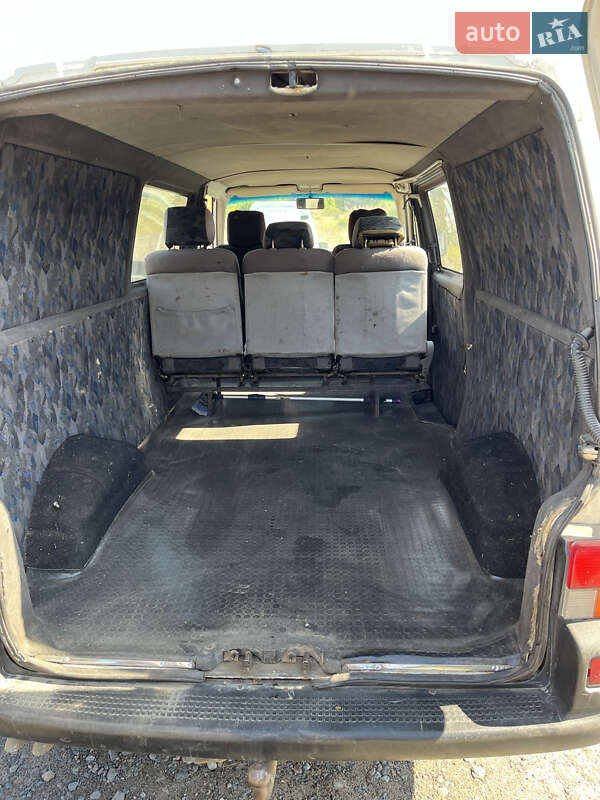Минивэн Volkswagen Transporter 1998 в Рокитном