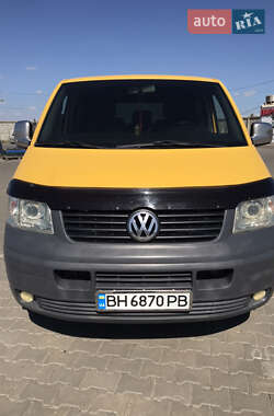 Вантажний фургон Volkswagen Transporter 2004 в Одесі
