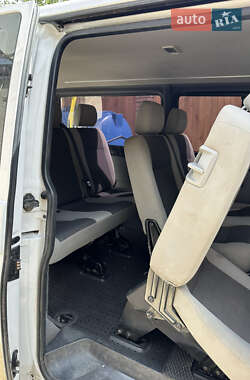 Микроавтобус Volkswagen Transporter 2014 в 