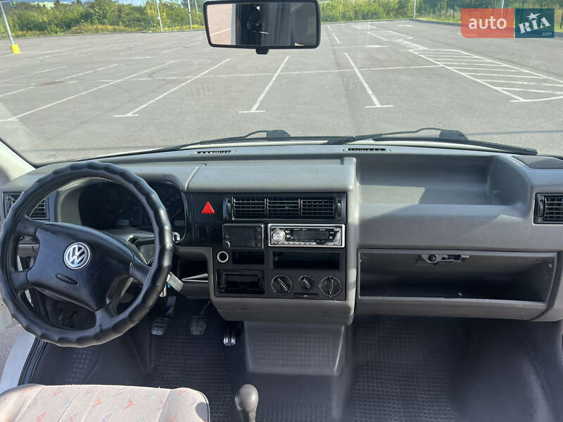 Минивэн Volkswagen Transporter 1999 в Ровно