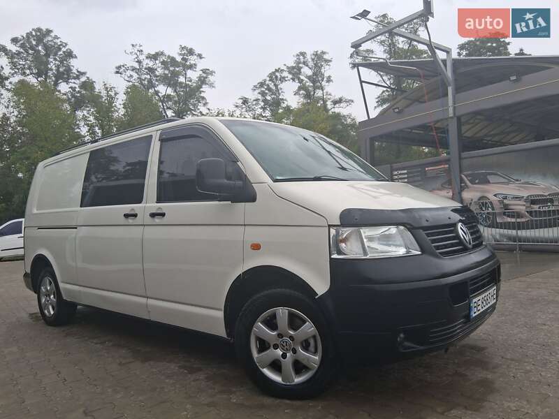Грузовой фургон Volkswagen Transporter 2006 в Николаеве