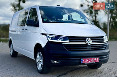 Минивэн Volkswagen Transporter 2021 в 