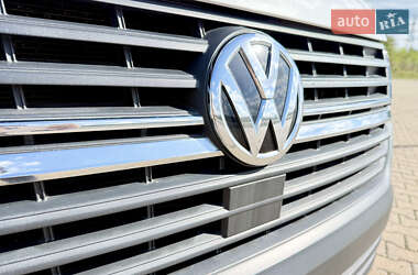 Минивэн Volkswagen Transporter 2021 в 