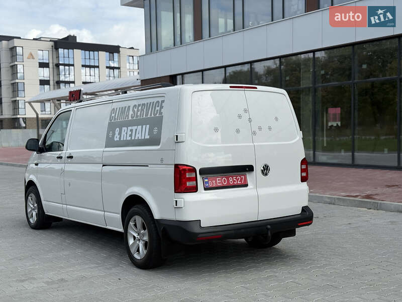 Грузовой фургон Volkswagen Transporter 2017 в Ровно