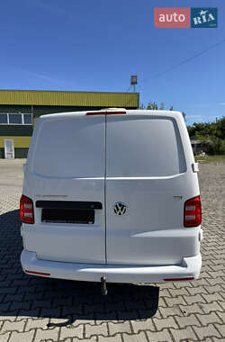 Мінівен Volkswagen Transporter 2017 в 