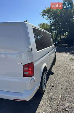 Мінівен Volkswagen Transporter 2017 в 