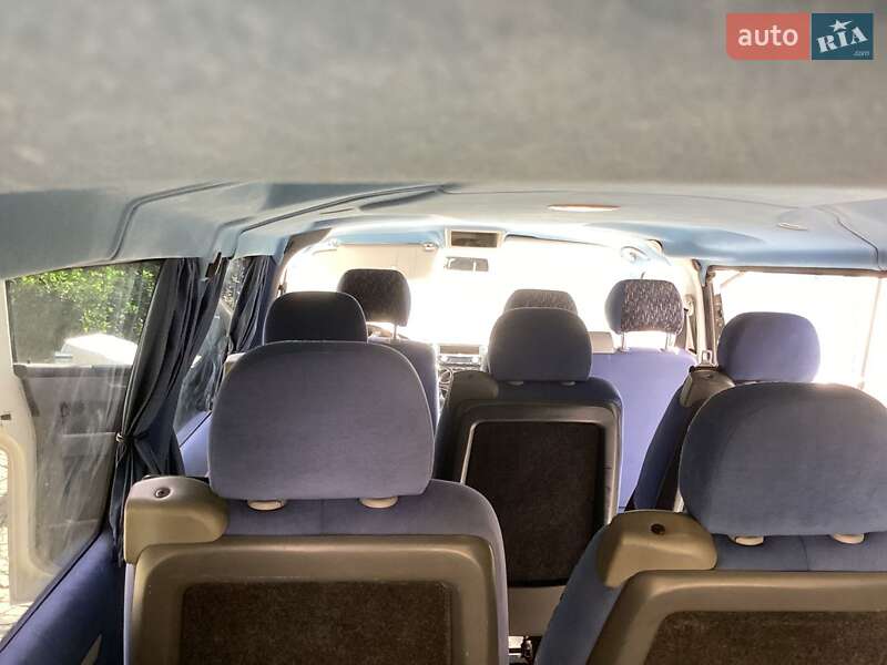 Мінівен Volkswagen Transporter 2004 в Великих Лучках