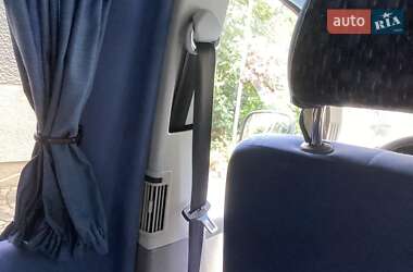 Минивэн Volkswagen Transporter 2004 в 