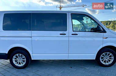 Минивэн Volkswagen Transporter 2017 в 
