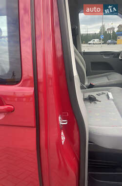 Минивэн Volkswagen Transporter 2005 в 