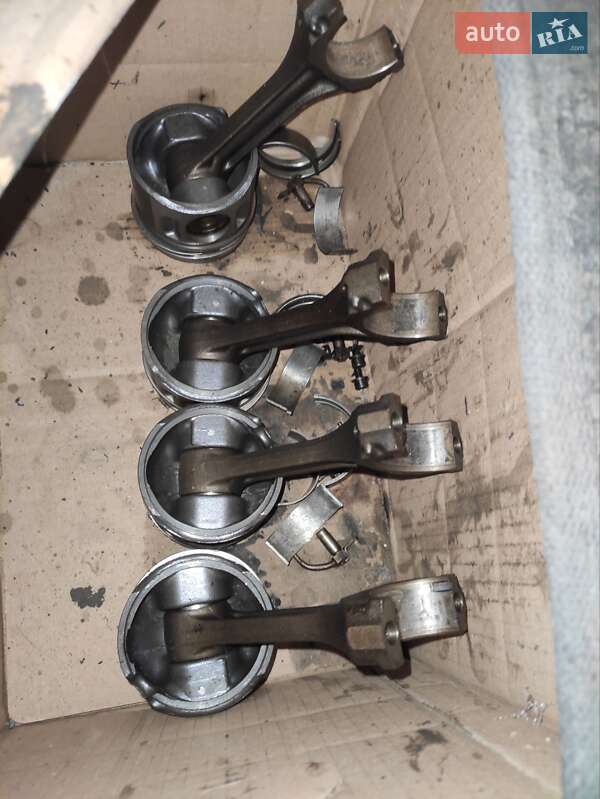 Грузовой фургон Volkswagen Transporter 2002 в Святопетровское