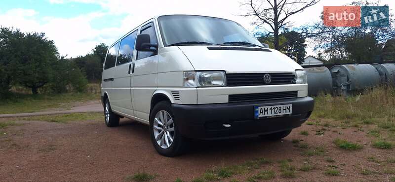 Мінівен Volkswagen Transporter 2000 в Коростені