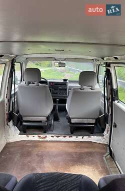 Мінівен Volkswagen Transporter 2001 в 