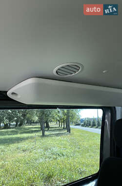Минивэн Volkswagen Transporter 2020 в 