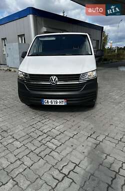 Грузовой фургон Volkswagen Transporter 2021 в 
