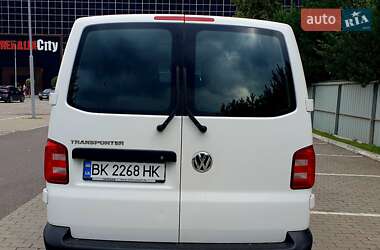 Грузовой фургон Volkswagen Transporter 2017 в 